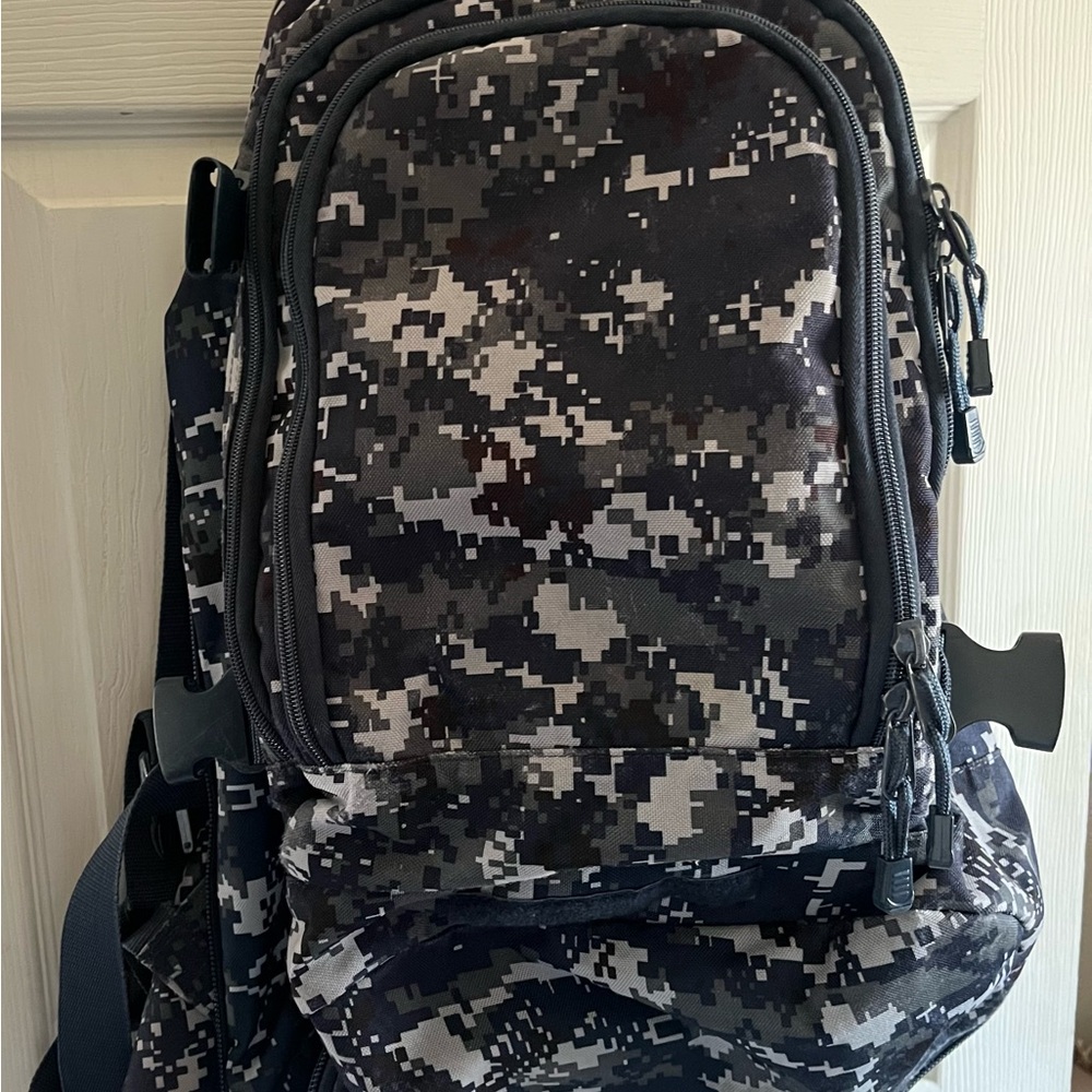 Digital Camo Men's Backpack